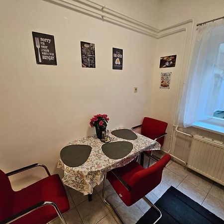 Pet Friendly 2Bdr Apartment Budapest Eksteriør billede